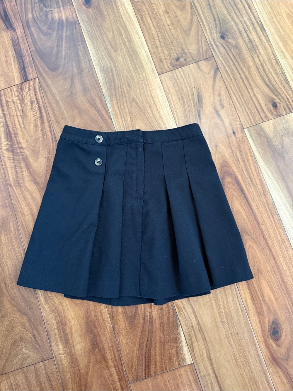 Black Pleated Girls Skirt